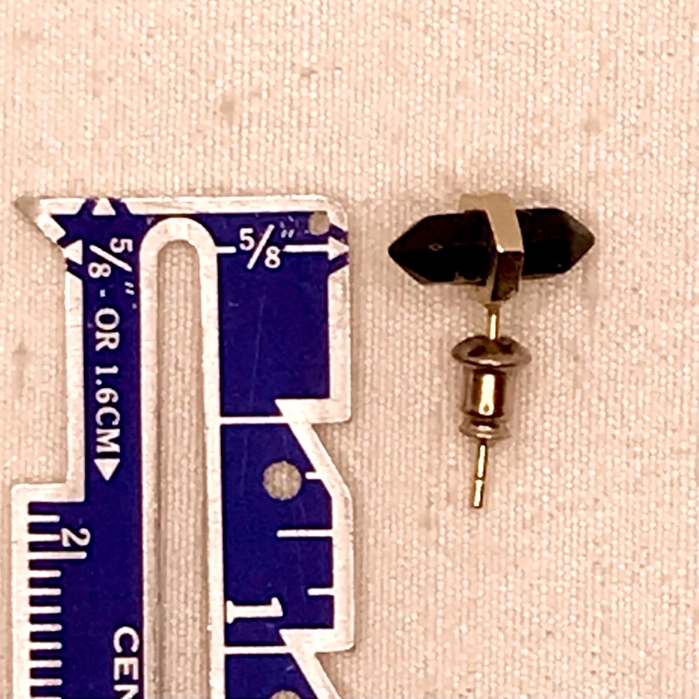 ✨Crystal Point Stud Earrings✨ - Picture 5 of 6